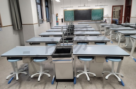 中小學(xué)家具