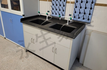 中小學(xué)家具